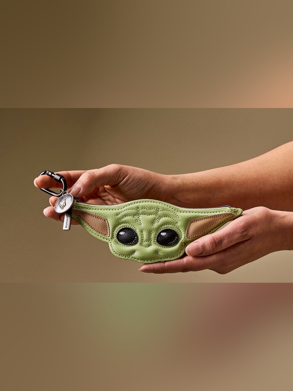 Bath and body works Grogu coin purse - Picture 3 of 3